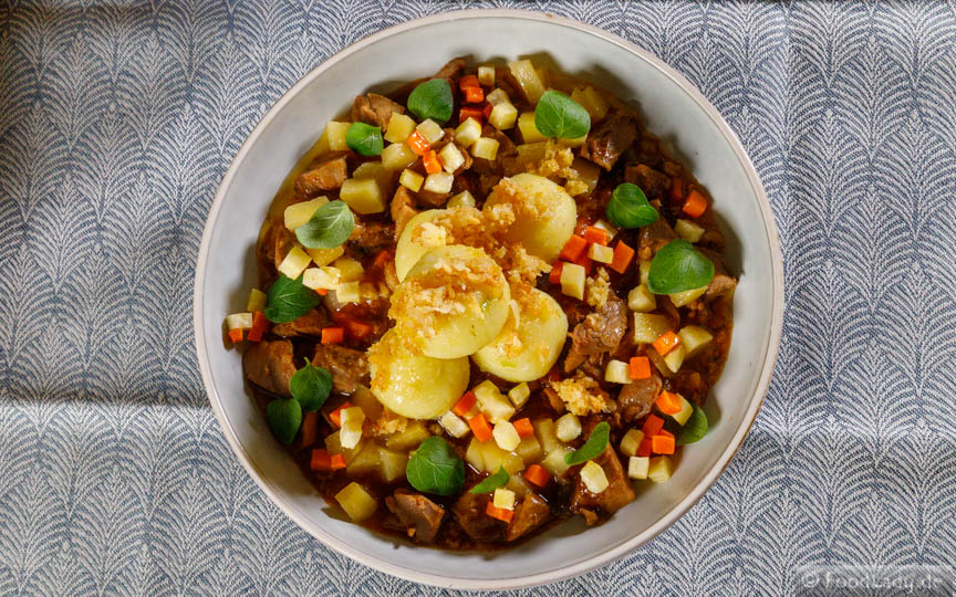 Ragout à la Bolognese von Ente und Quitte